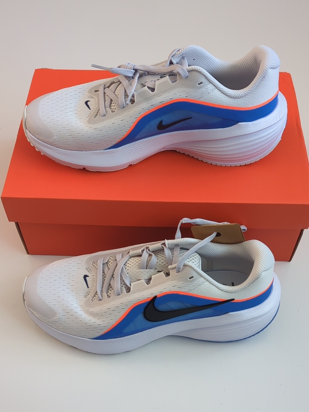 Nike Downshifter 14 Men's Lace-Up Road Running Shoes
